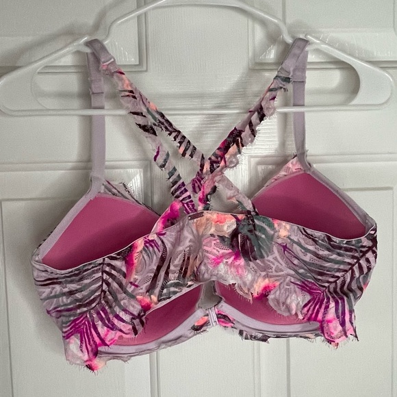 Victoria's Secret PINK The Date Racerback Push-Up Bra - Picture 3 of 8